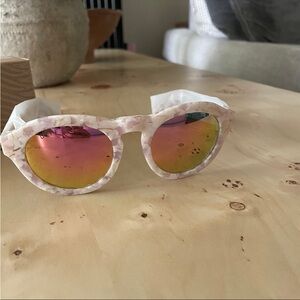 Diff Eyewear Dime Sunglasses Polarized/Pink Pearl